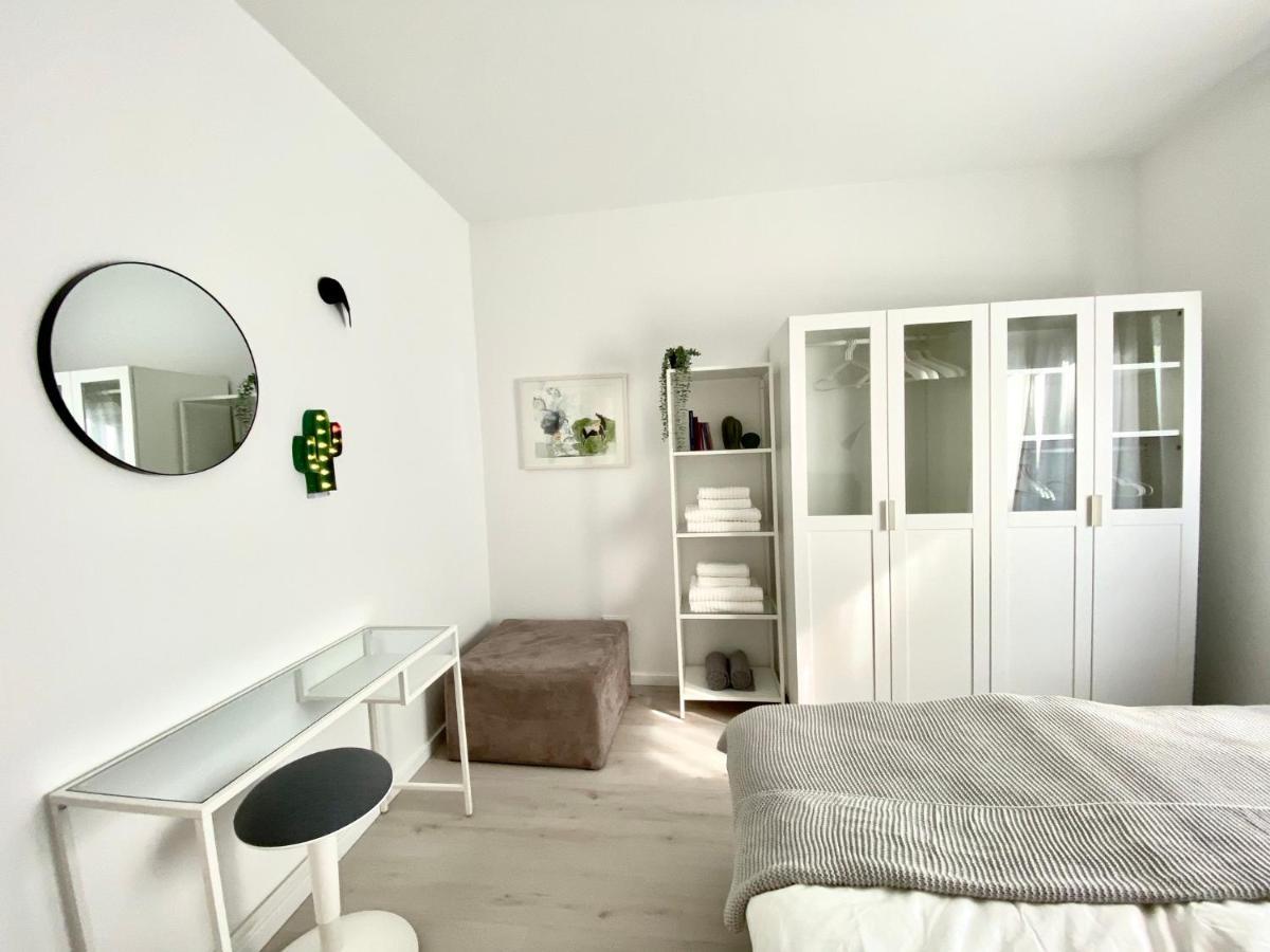 Modernes Apartment, Terrasse Und Garten Am Lilienthalpark Im Suedwesten Berlins מראה חיצוני תמונה