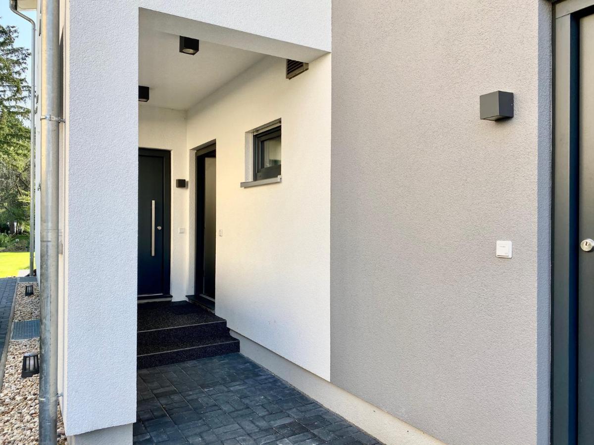 Modernes Apartment, Terrasse Und Garten Am Lilienthalpark Im Suedwesten Berlins מראה חיצוני תמונה